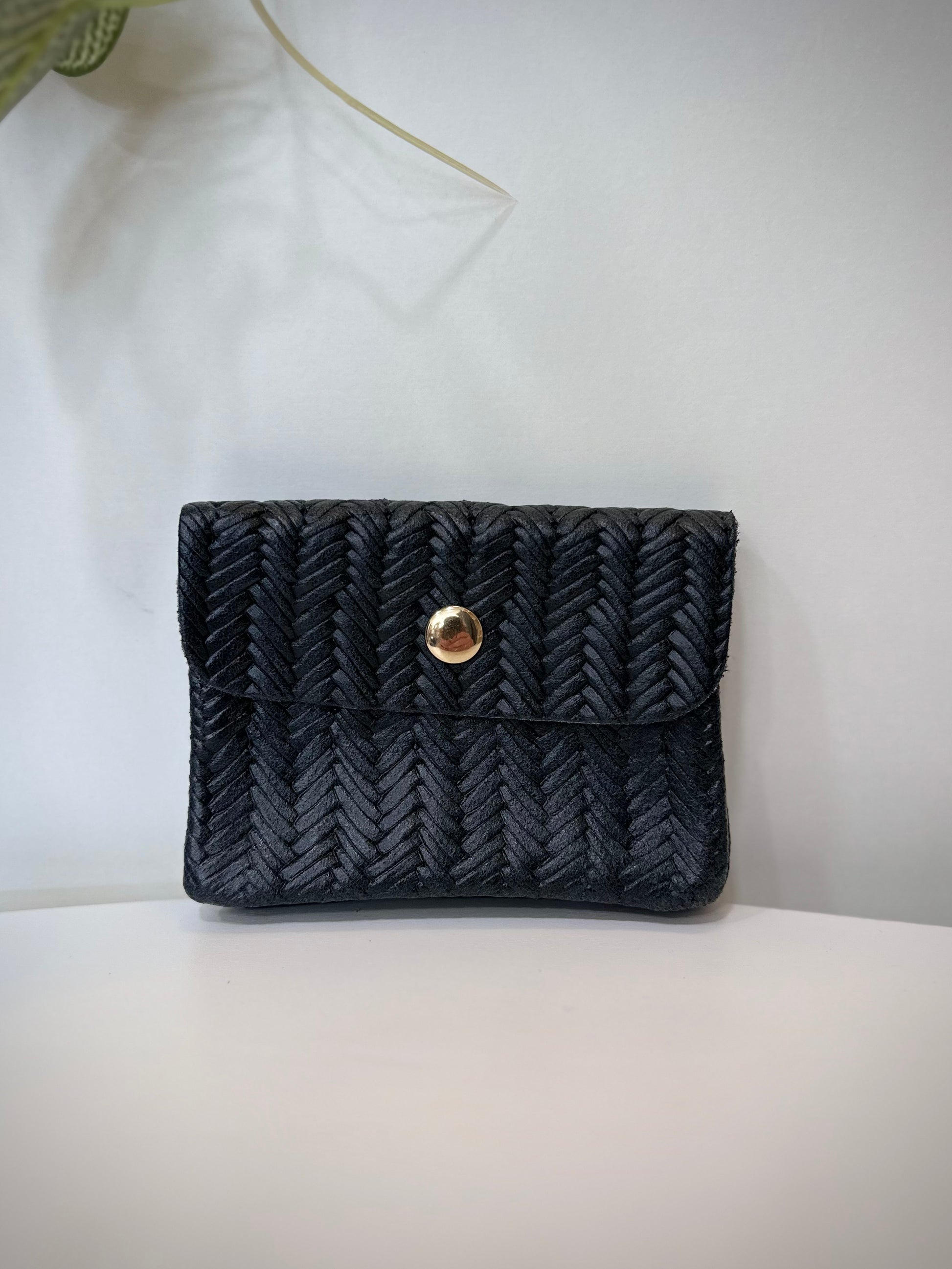 Porte-monnaie en cuir chevron noir modèle Solea 