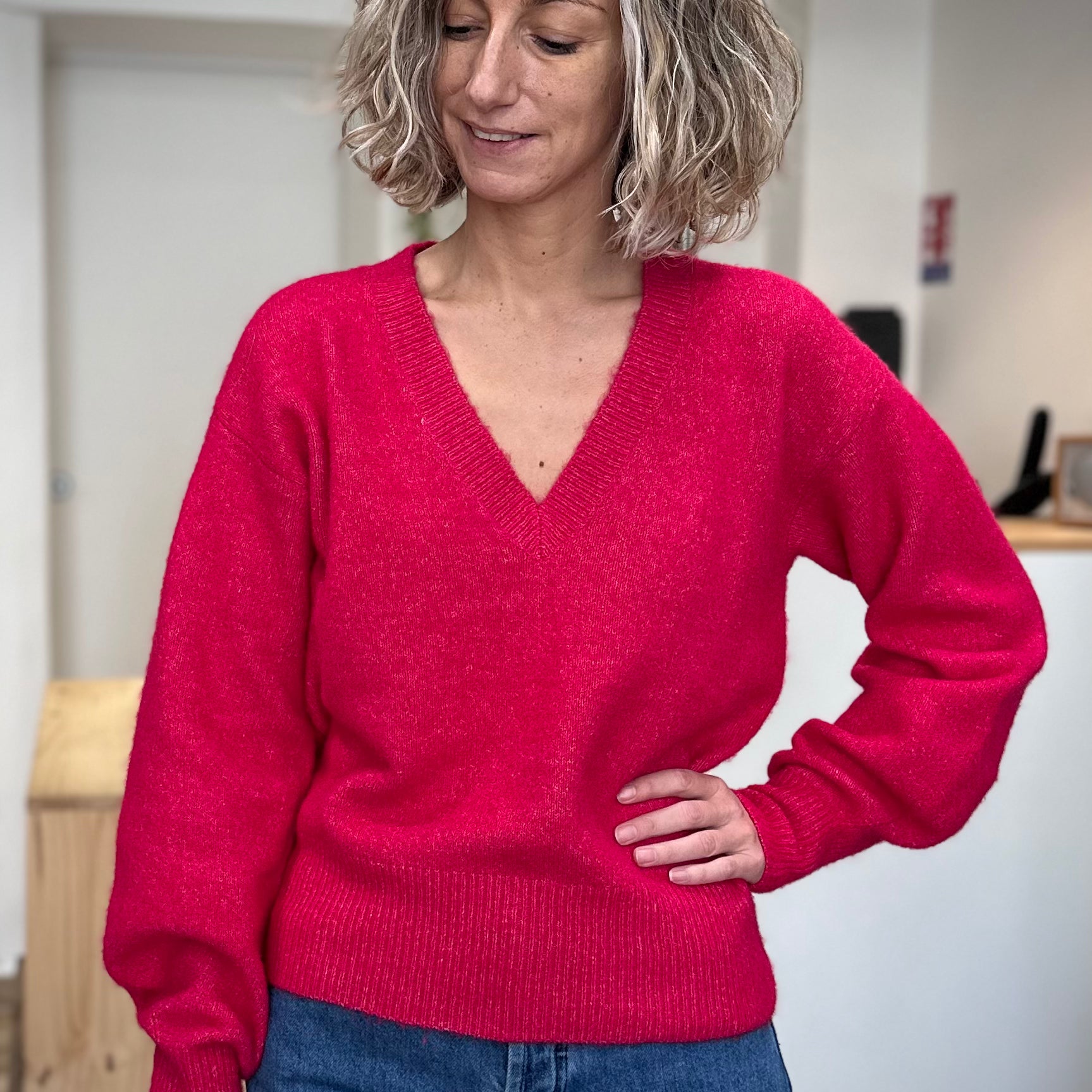 Pull MAGGY rose vu de face sur mannequin