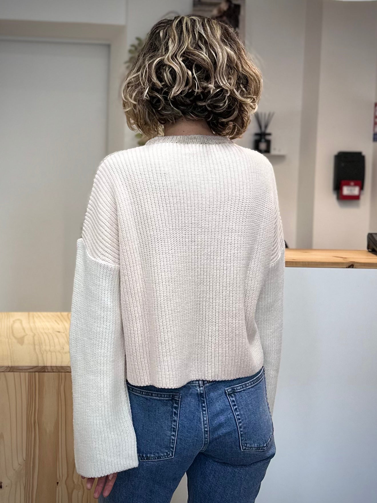 Dos du pull Mamma beige & écru