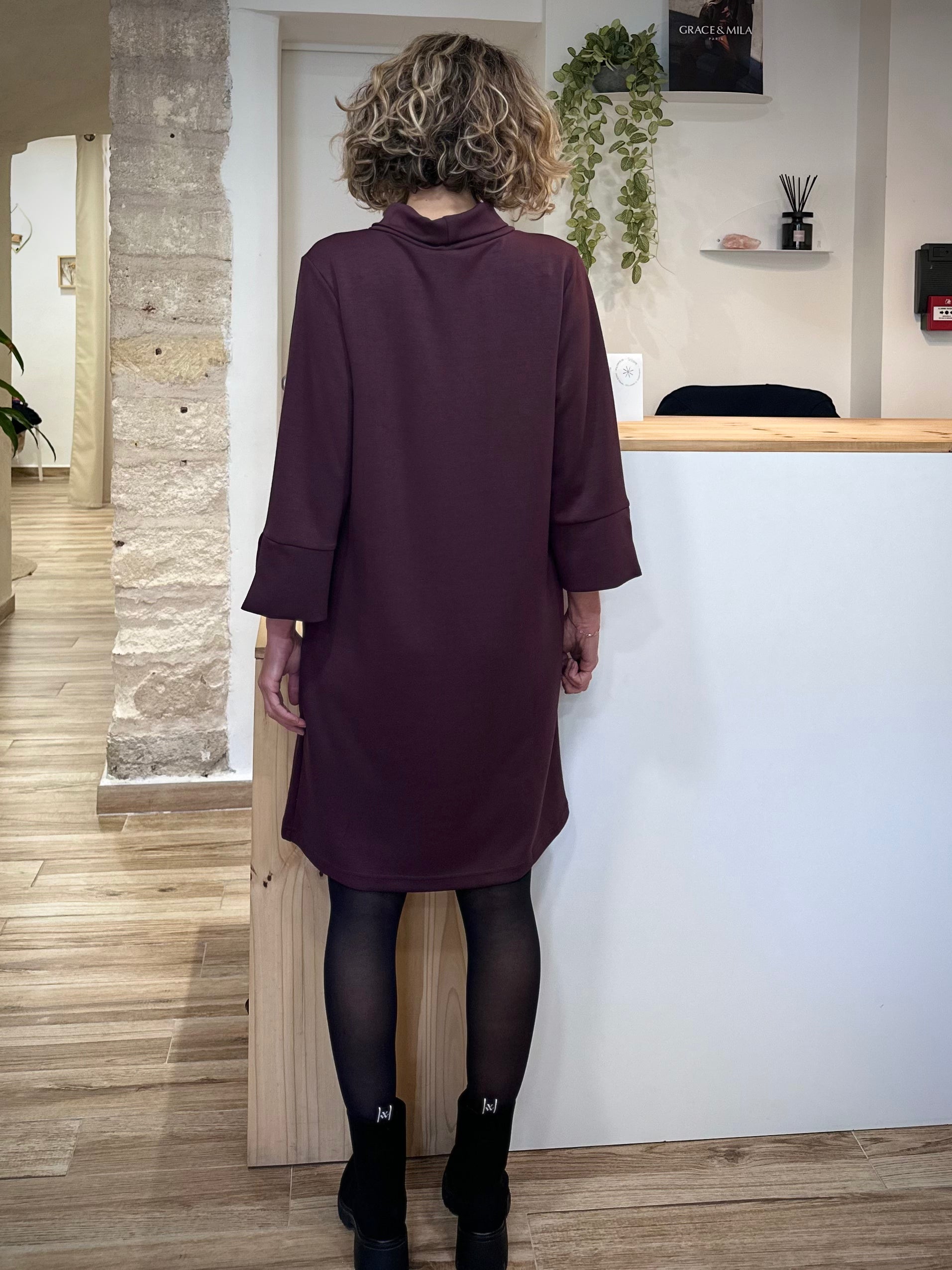 Robe sweat femme à poches coupe loose de dos