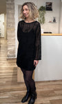 Robe Riska noire, casual chic et glamour