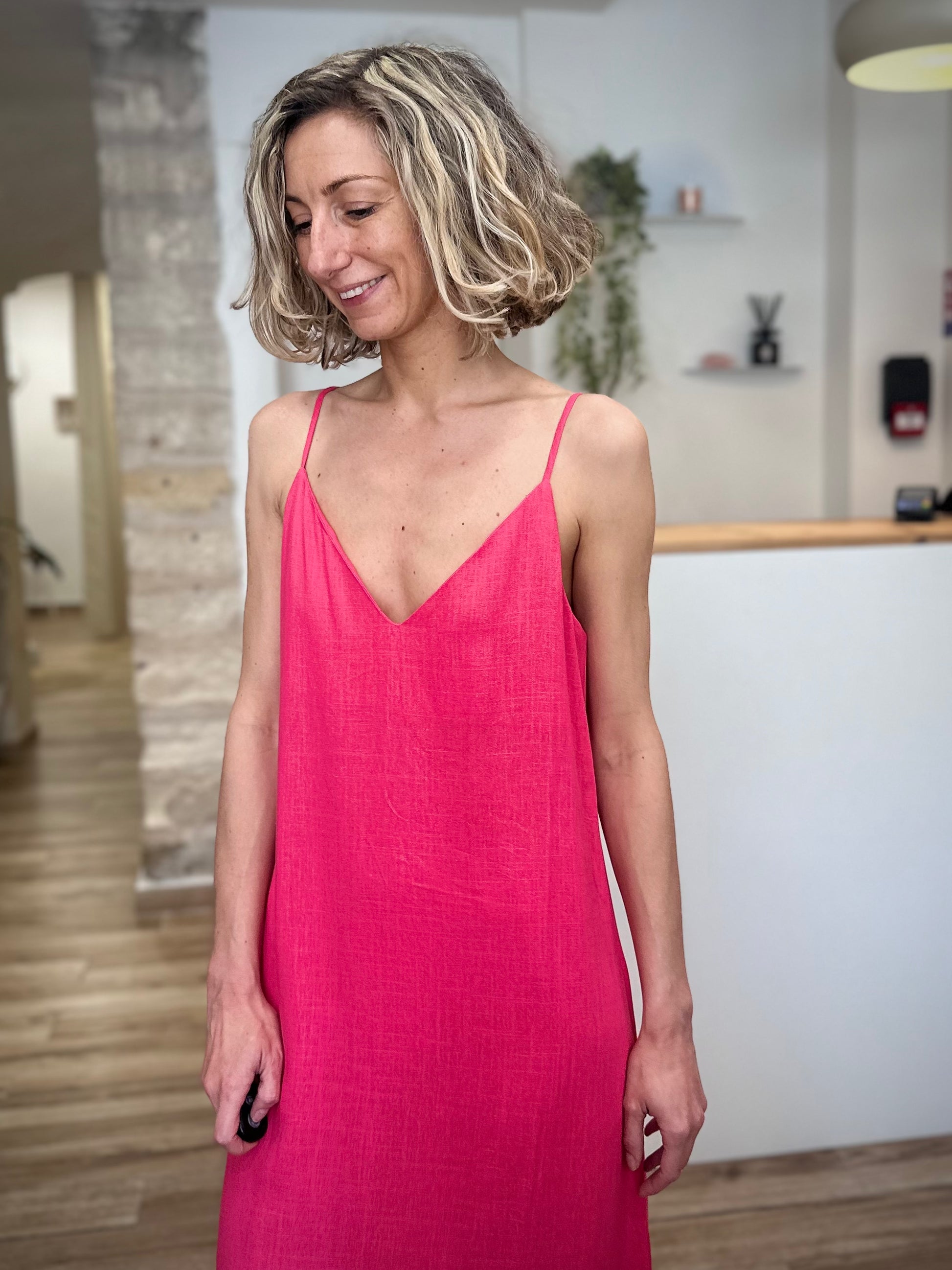Robe fluide femme avec bretelles réglables 