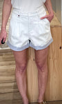 Short à pinces femme blanc coupe structurée été 