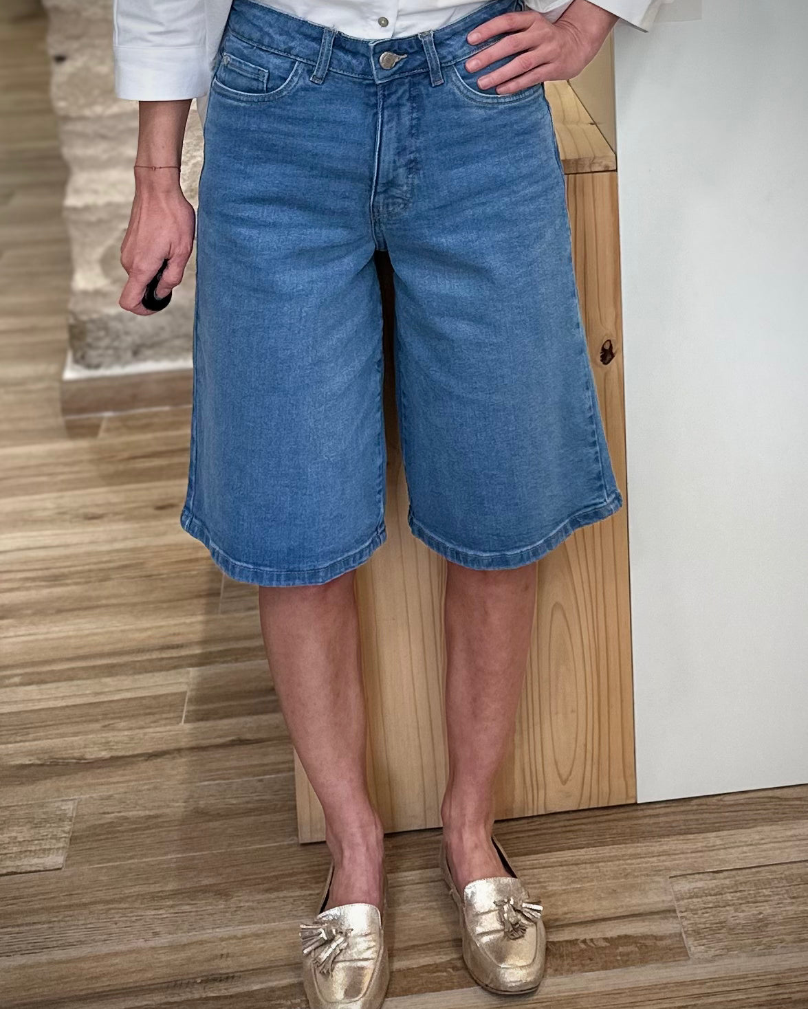 Short en jean long femme coupe ample style casual chic 
