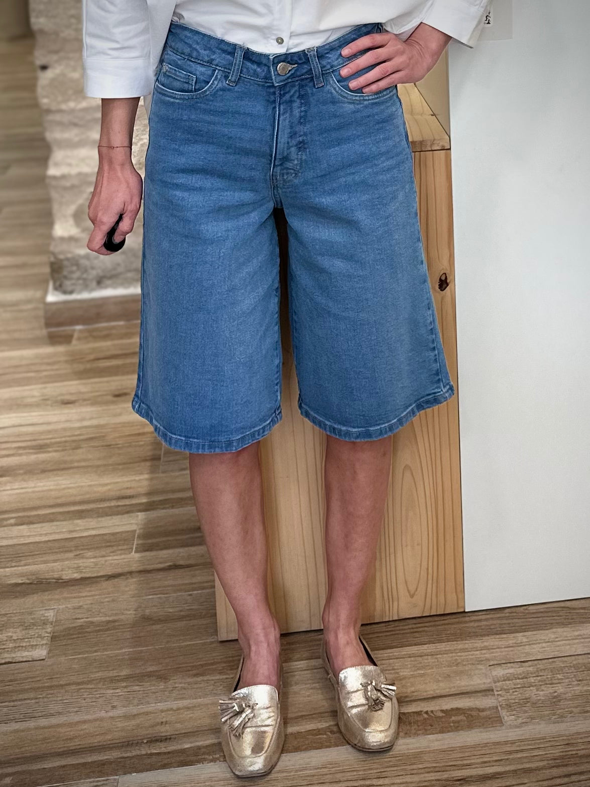 Short en jean long femme coupe ample style casual chic 