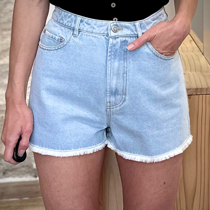 Short denim femme coupe droite 100% coton