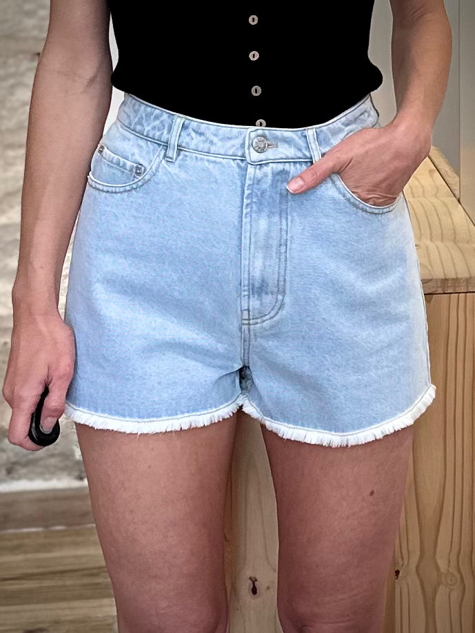 Short denim femme coupe droite 100% coton