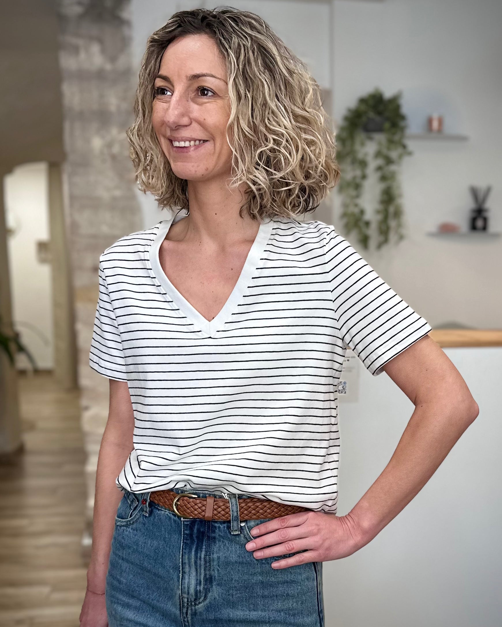 Haut rayé noir et blanc style casual chic 