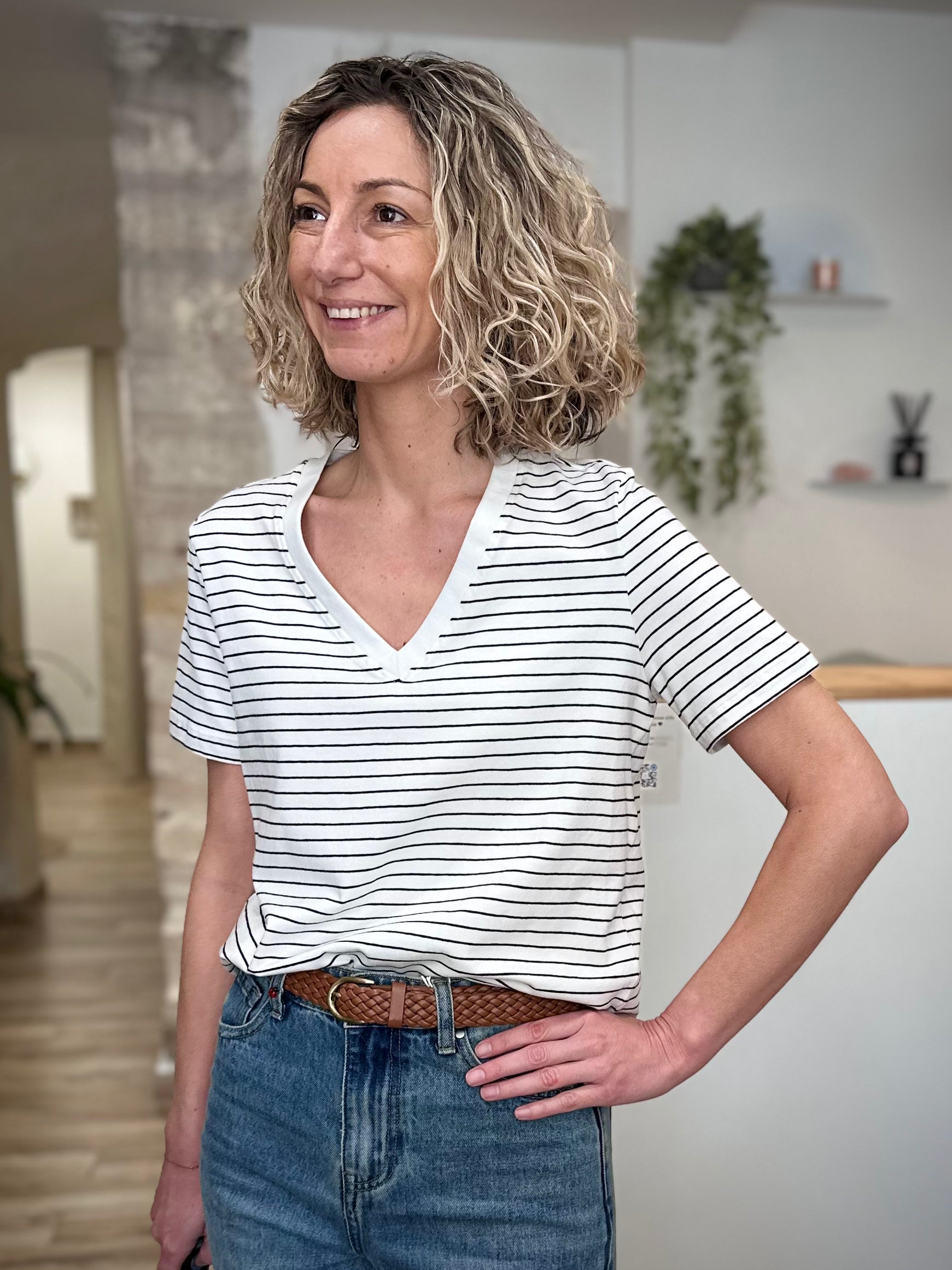 Haut rayé noir et blanc style casual chic 