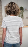 T-shirt rayé femme coupe moderne de dos