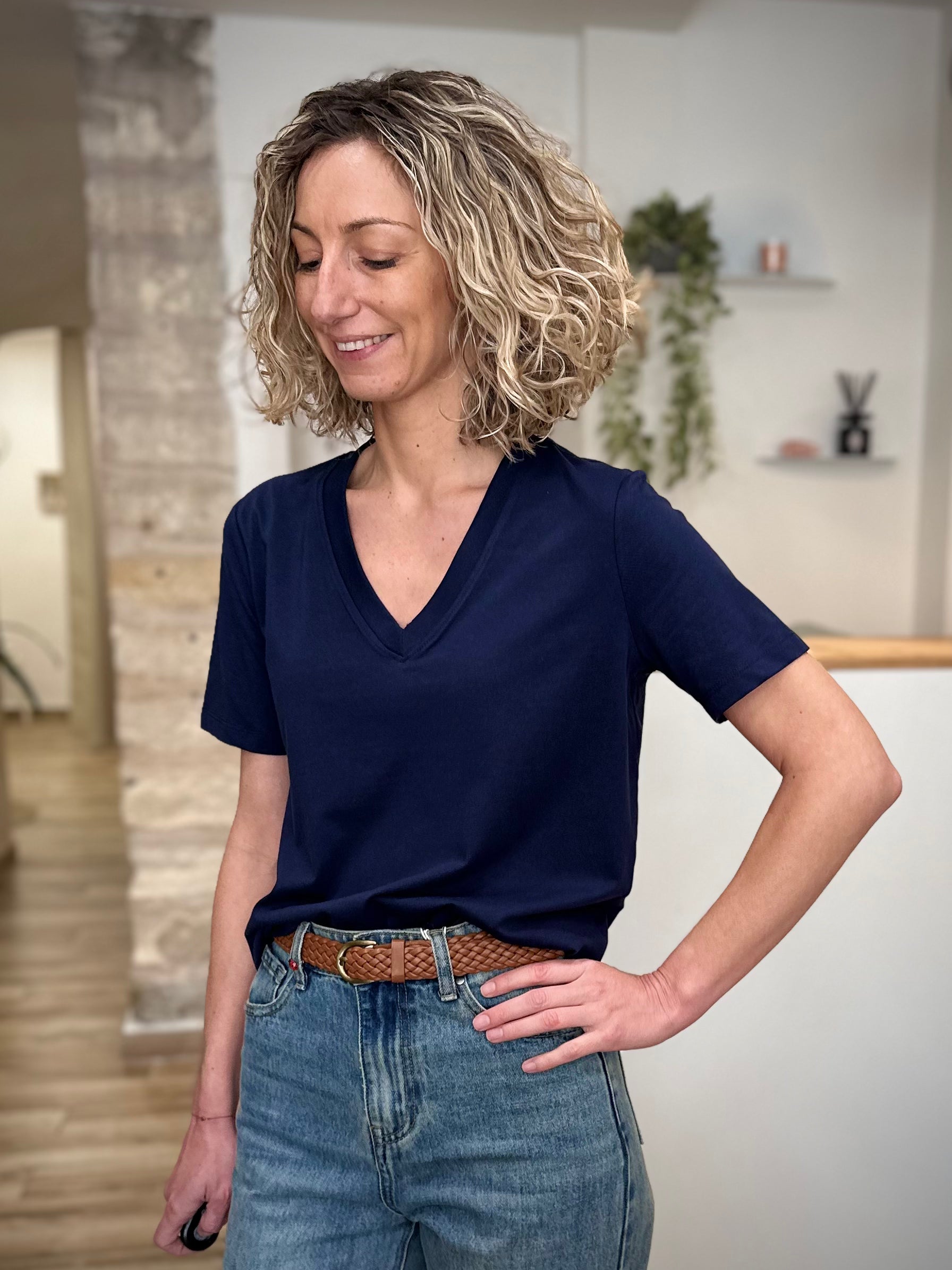 Haut bleu foncé femme style casual chic 