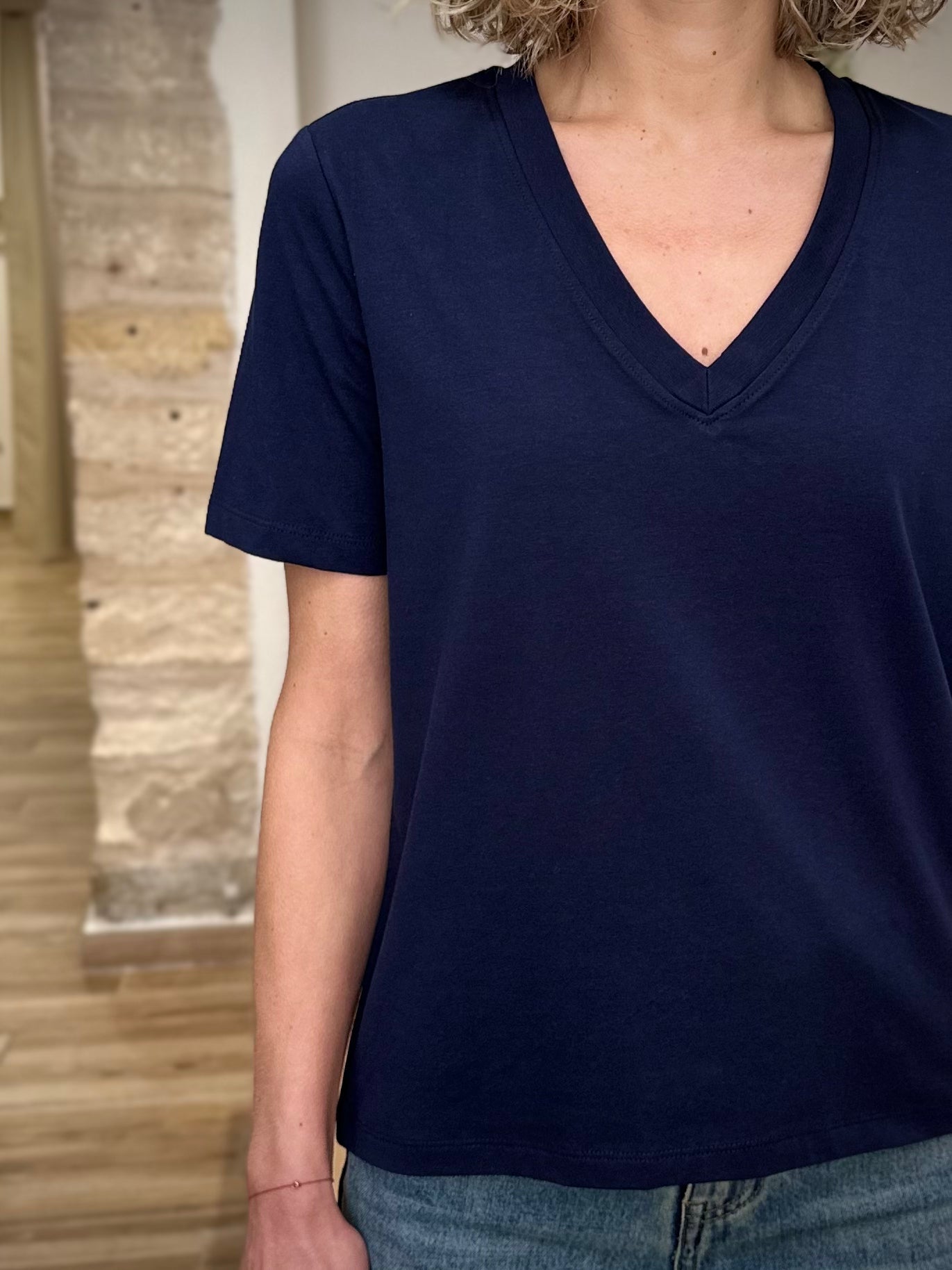 T-shirt bleu marine basique élégant femme 