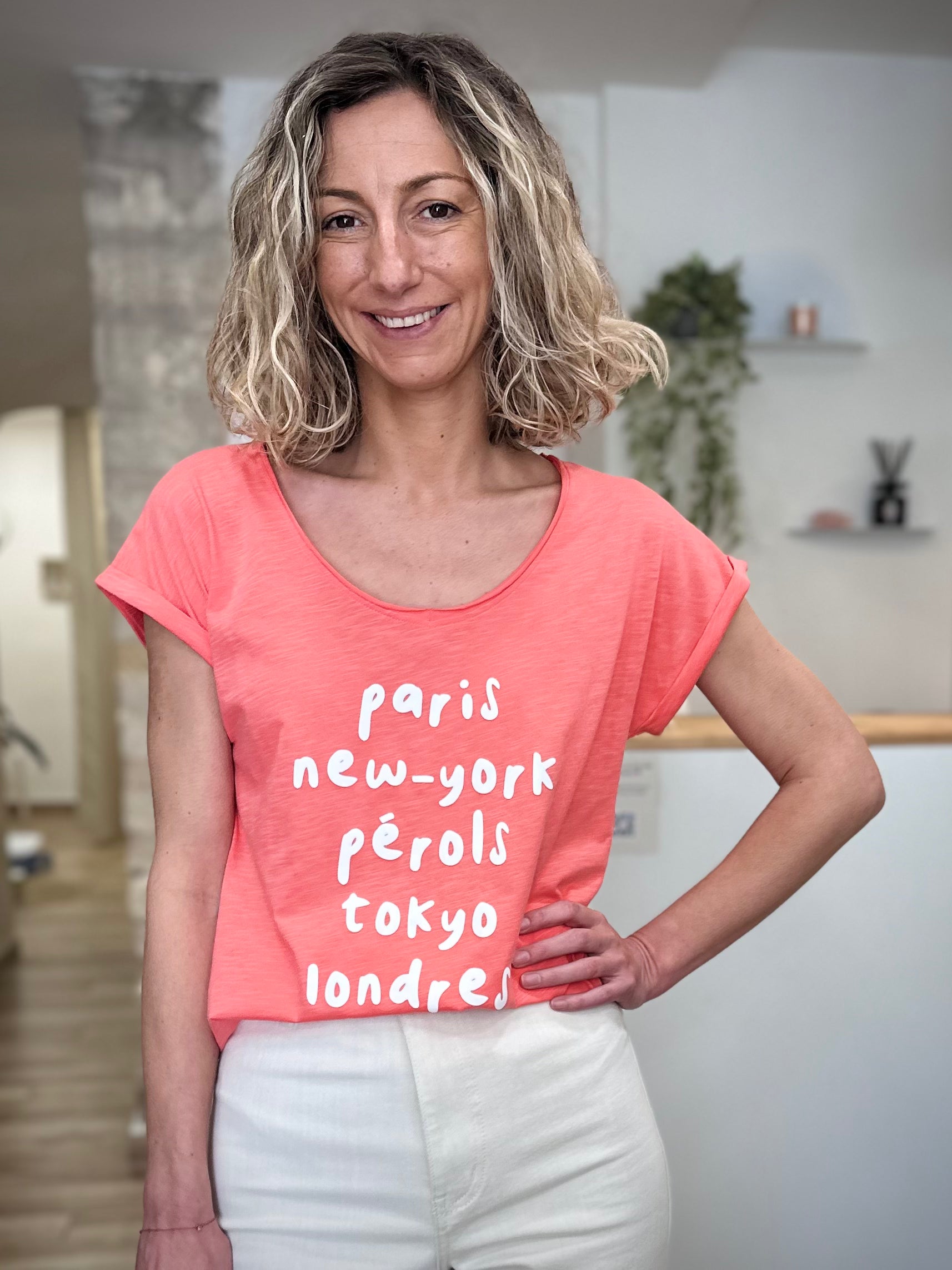 Tee-shirt femme imprimé villes du monde et Pérols 