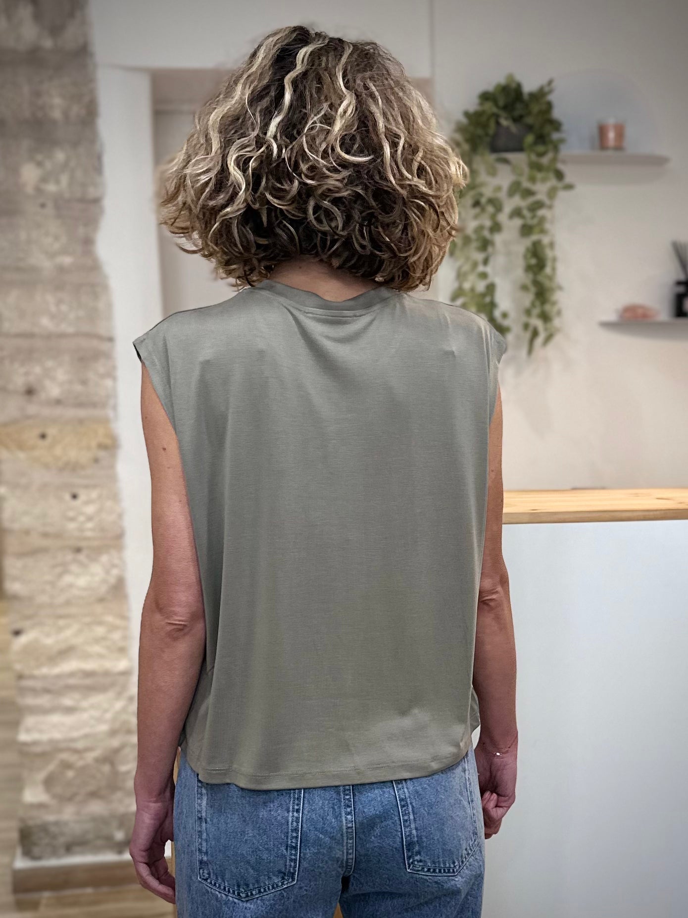 Top basique chic femme coupe ample