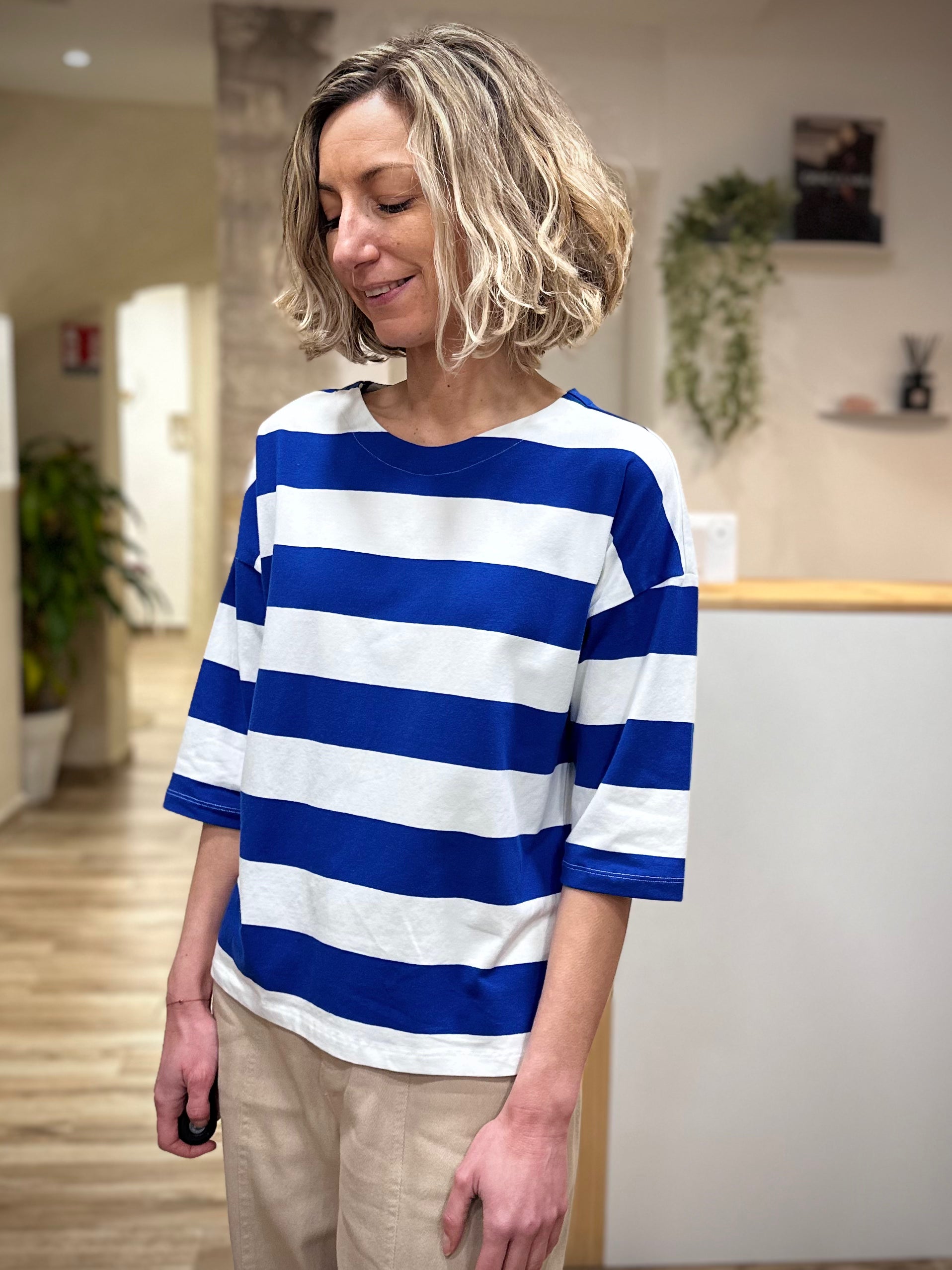 Haut femme confortable en coton élasthanne