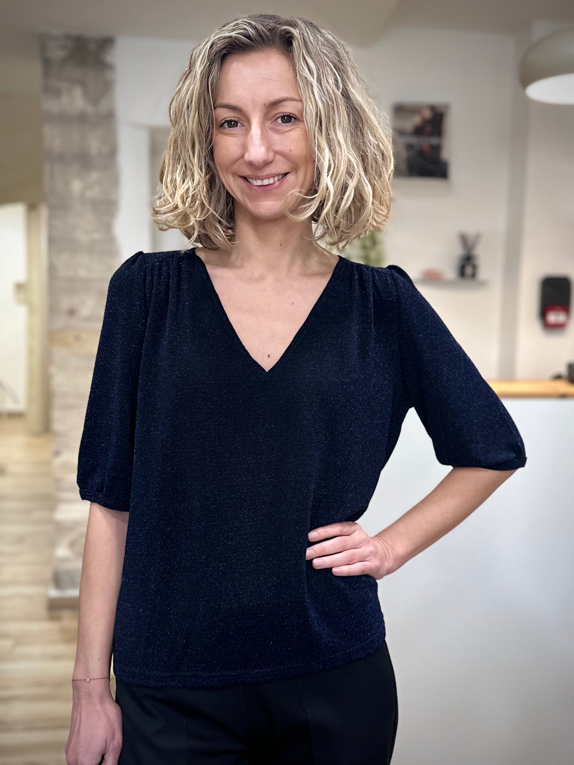 Encolure V élégante top femme marine