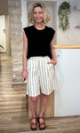 Tenue casual chic femme top noir minimaliste 