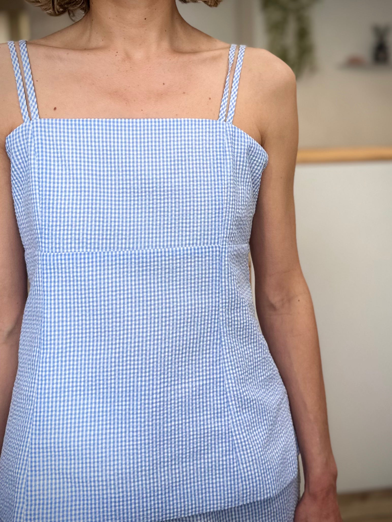 Détail texture seersucker coton du top femme 