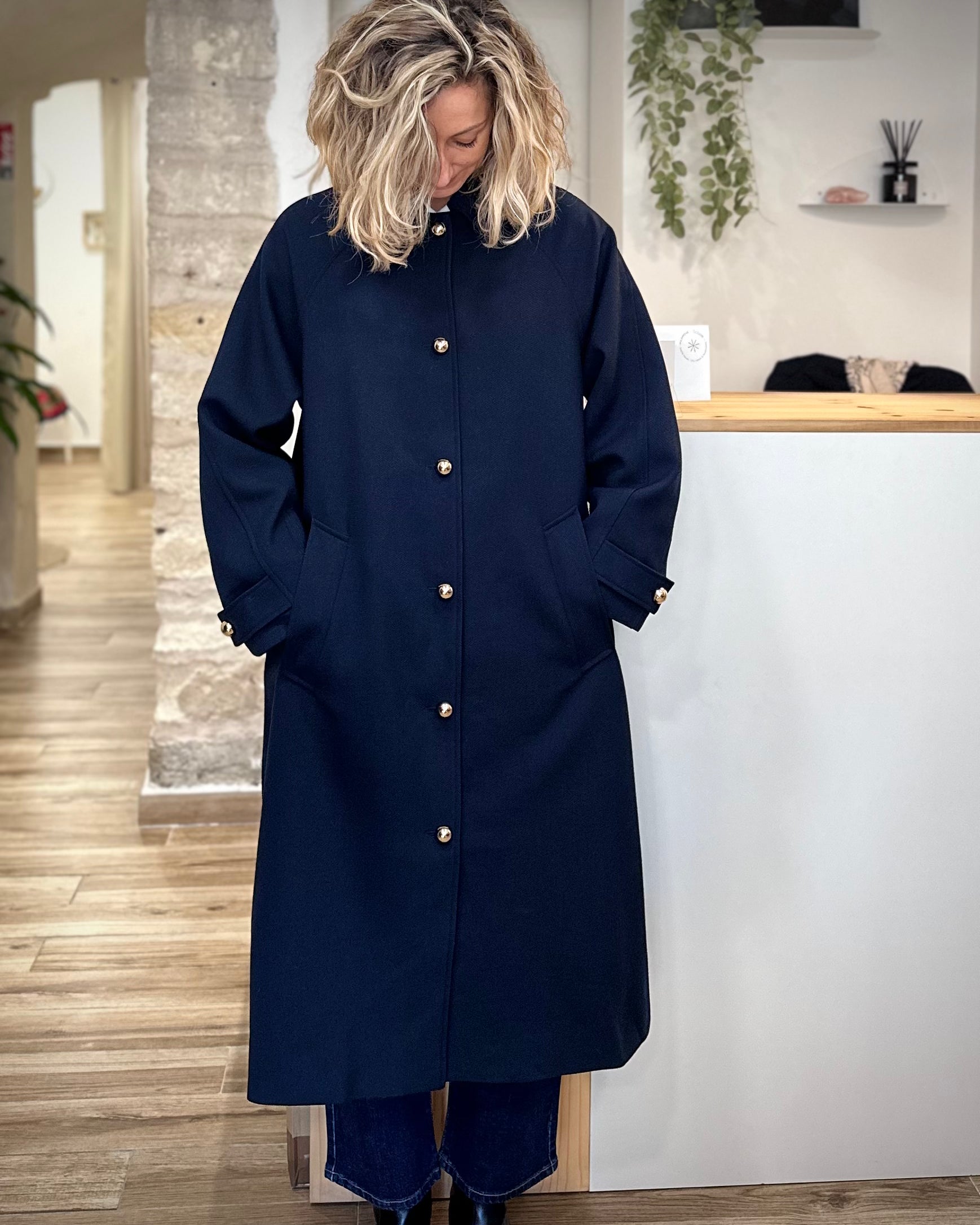 Trench coat bleu marine coupe droite