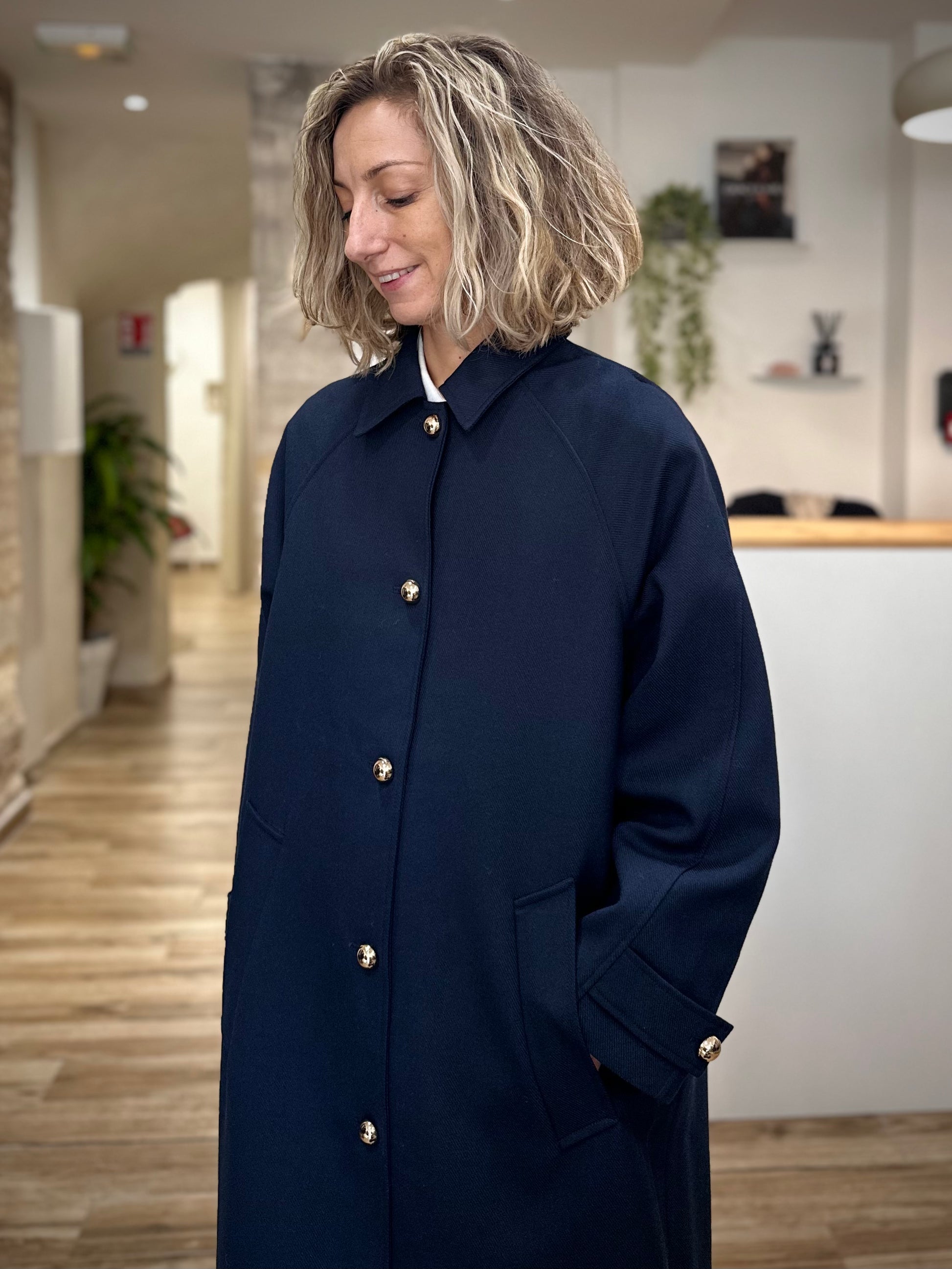 Trench fluide femme avec col italien