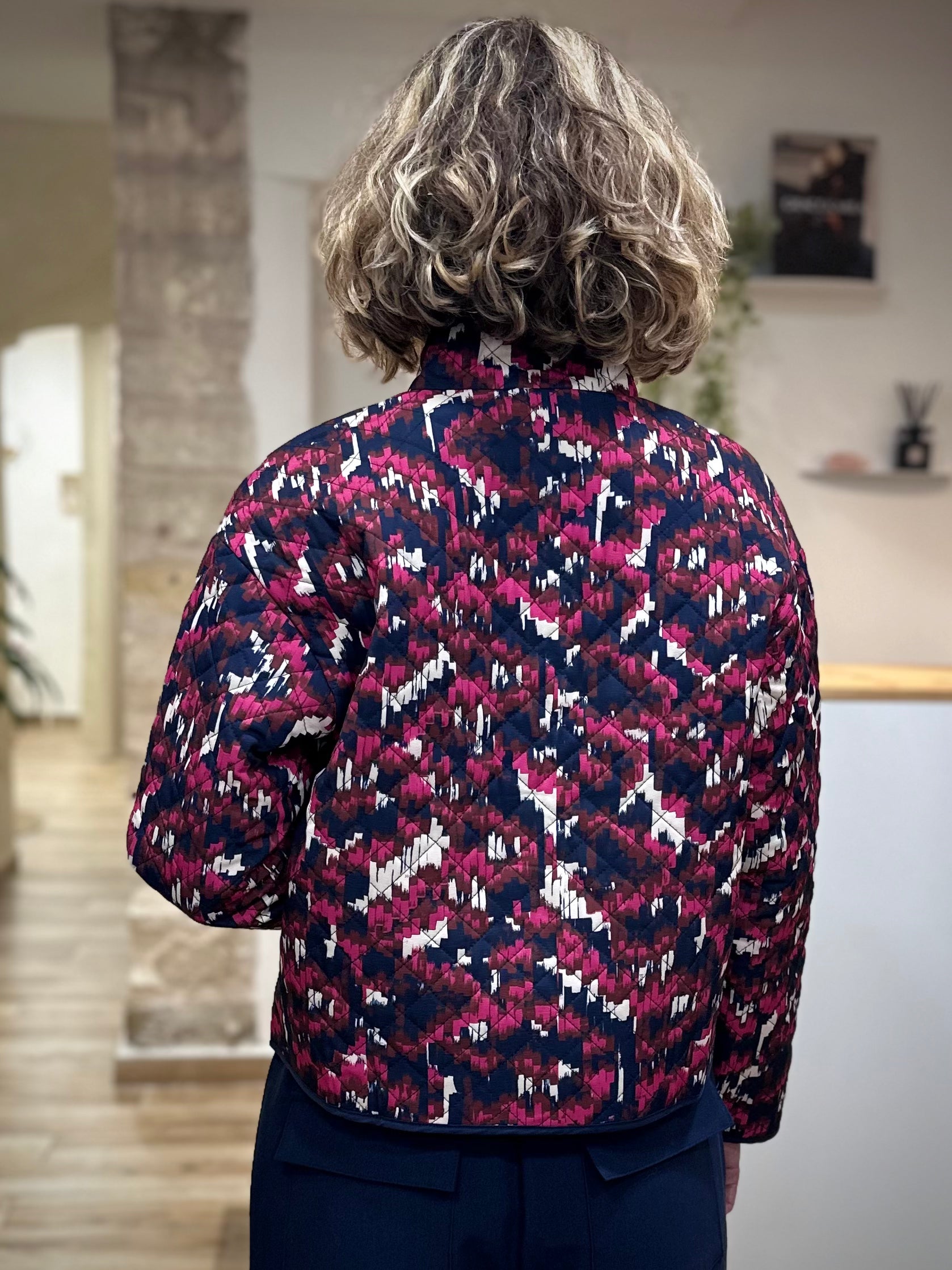 Veste imprimée femme vue de dos